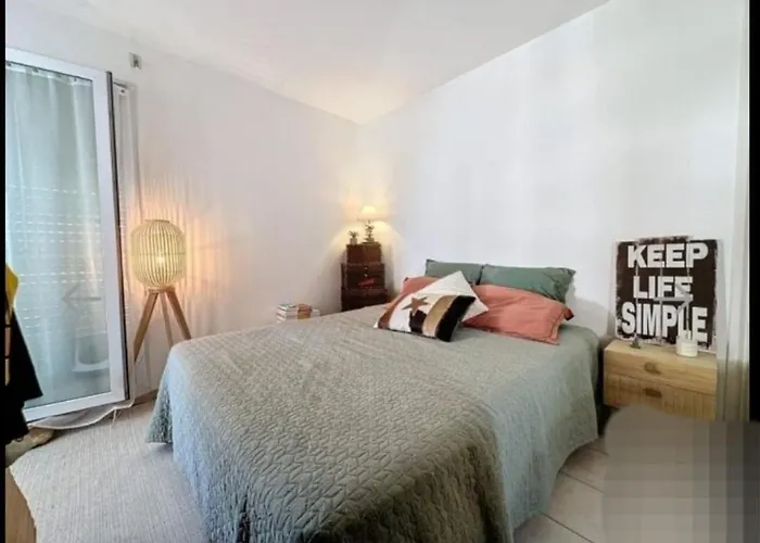 Apartment Beau T2 A 200m De La Et Proches Toutes Commodites *